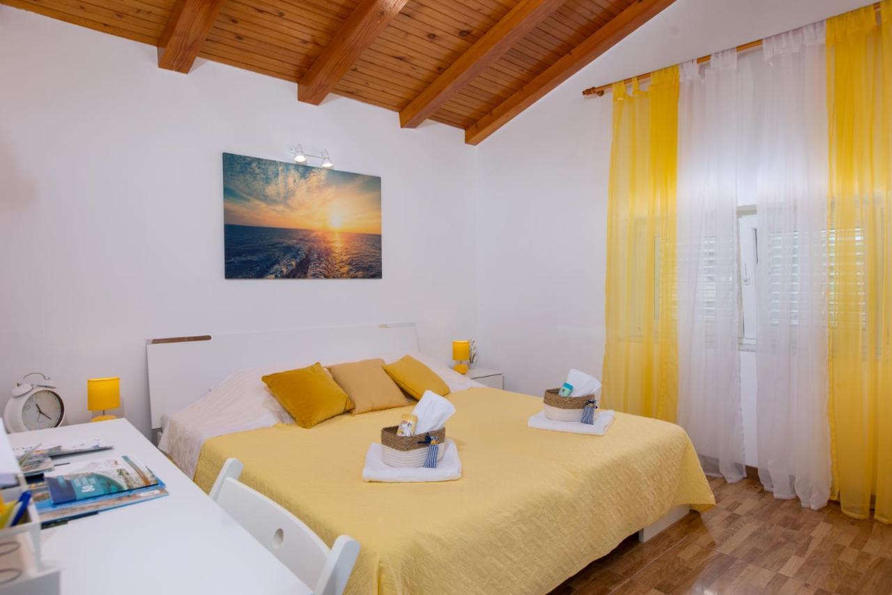 The Rooftop Apartment Punat Esterno foto